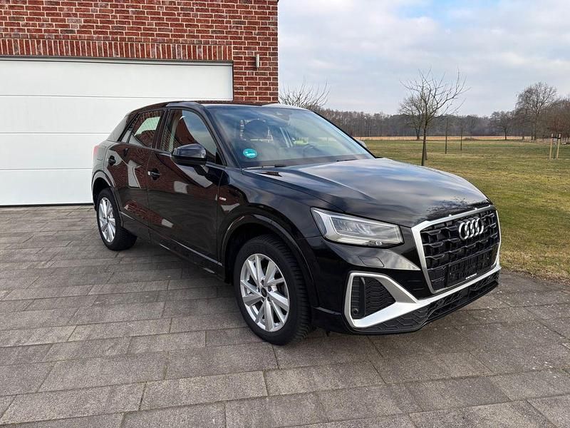 Gebraucht Audi Q2 Advanced 150 PS (110 kW) 2023 Schwarz SUV