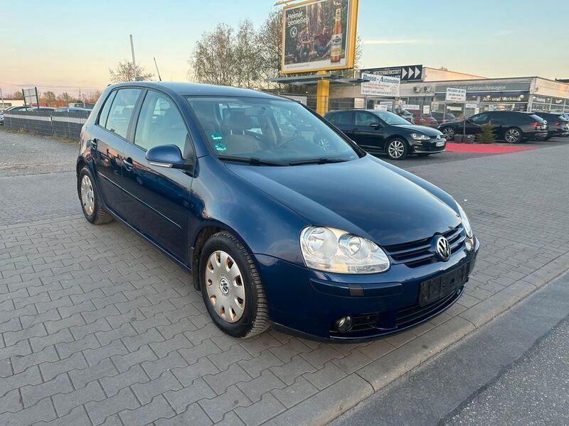Blau Gebraucht 2007 VW Golf V Comfortline Limousine | 4.799 € (Etwas zu teuer) - Bild 1/4