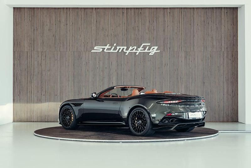 Gebraucht Aston Martin DBS 770 PS (566 kW) 2024 Grün Cabrio