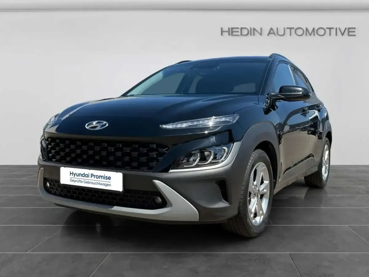 Gebraucht Hyundai Kona Edition 30 120 PS (88 kW) 2022 Schwarz SUV