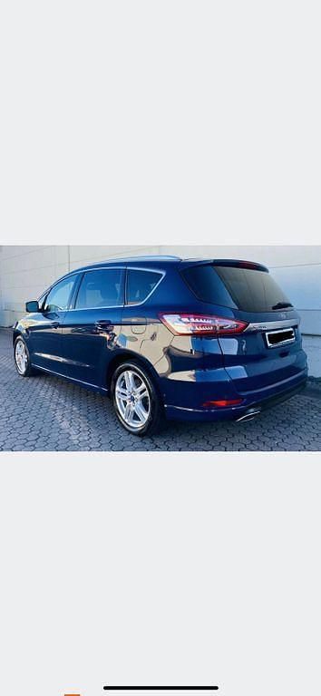 Gebraucht Ford S-MAX Titanium 179 PS (131 kW) 2016 Blau Van / Kleinbus