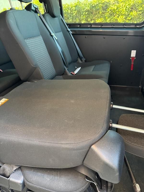 Second-hand Ford Transit 130 CP (95 kW) 2019 Gri Monovolum