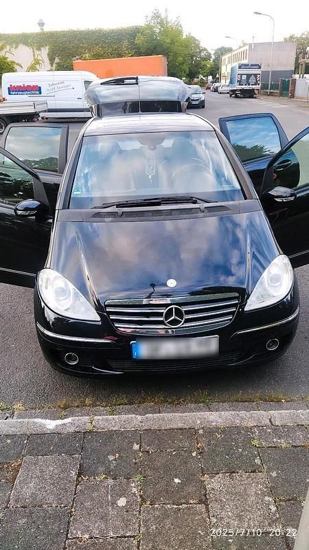 Schwarz Gebraucht 2005 Mercedes A200 Limousine | 3.550 € (Etwas zu teuer) - Bild 1/4