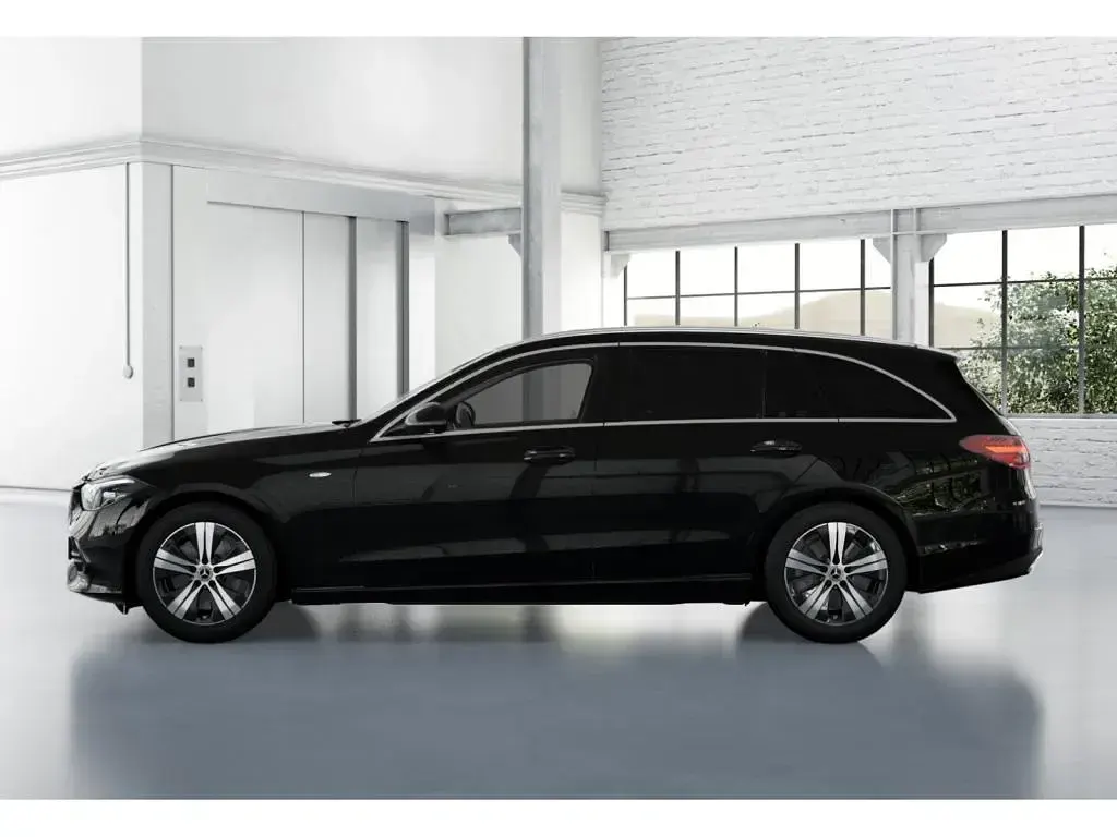 Gebraucht Mercedes C300e Avantgarde 313 PS (230 kW) 2025 Unilack schwarz Kombi