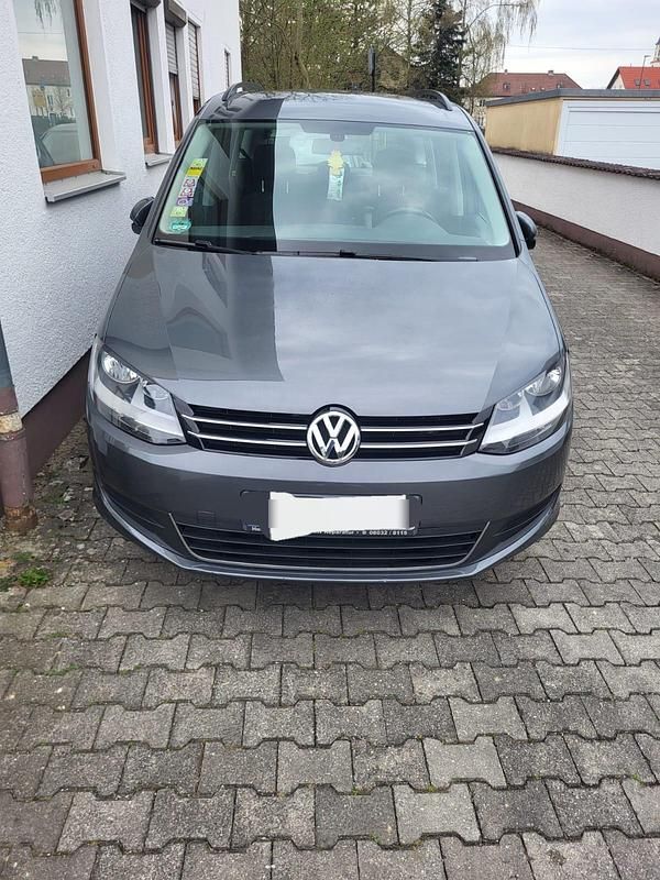 Grau Gebraucht 2014 VW Sharan Van / Kleinbus | 7.500 € (Superpreis) - Bild 1/4