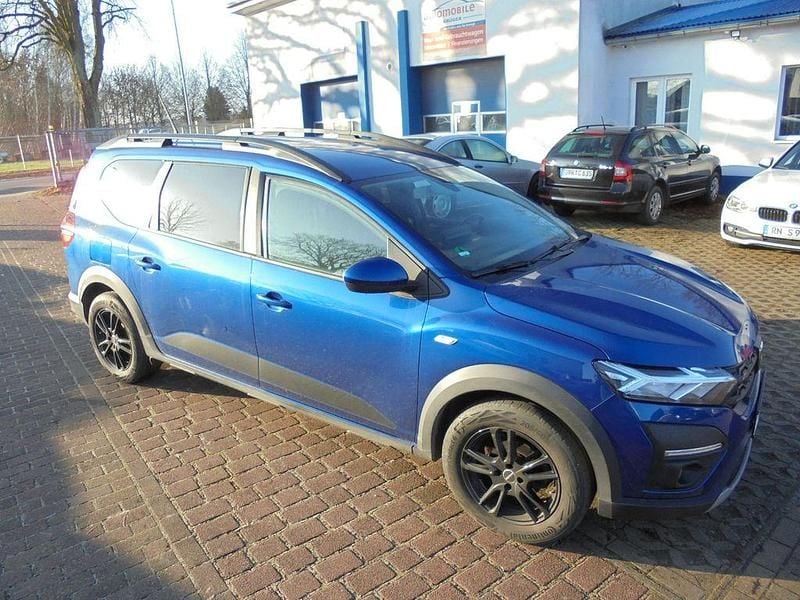 Gebraucht Dacia Jogger Comfort 101 PS (74 kW) 2022 Blau Van / Kleinbus
