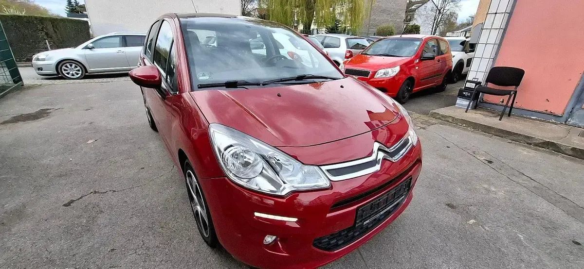 Gebraucht Citroën C3 SELECTION 82 PS (60 kW) 2016 Rot Kleinwagen