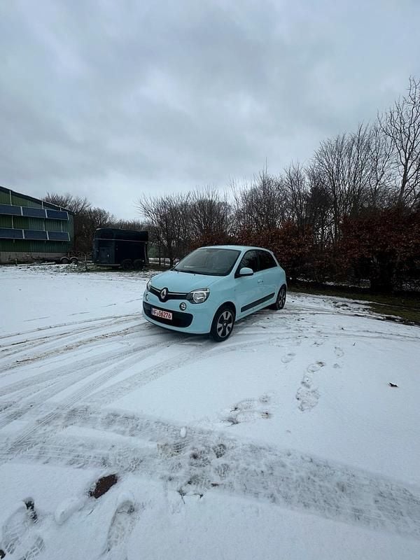 Blau Gebraucht 2018 Renault Twingo Kleinwagen | 5.199 € (Superpreis) - Bild 1/4