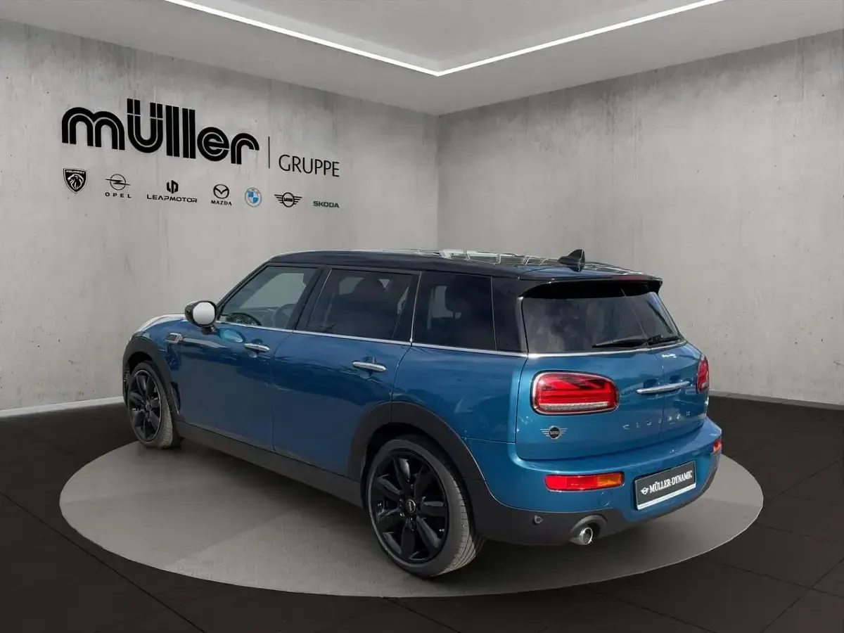 Gebraucht Mini Cooper D Clubman 150 PS (110 kW) 2021 Island blue Kombi