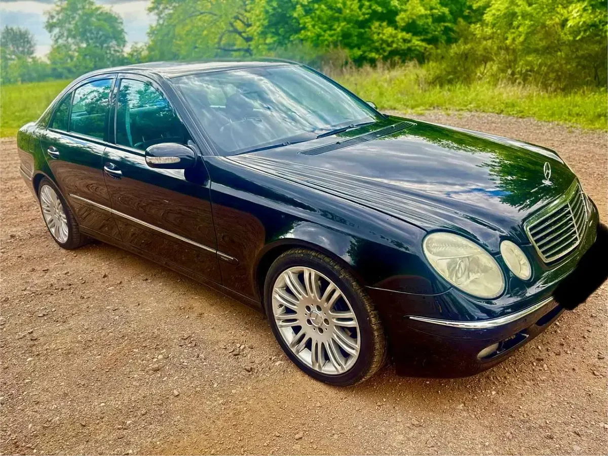 Gebraucht Mercedes E220 Avantgarde 150 PS (110 kW) 2005 Limousine