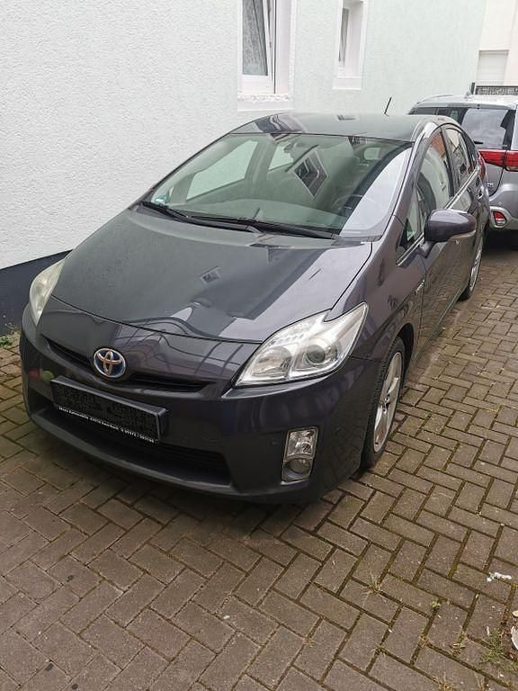 Grau Gebraucht 2011 Toyota Prius Executive Kleinwagen | 7.000 € (Guter Preis) - Bild 1/4