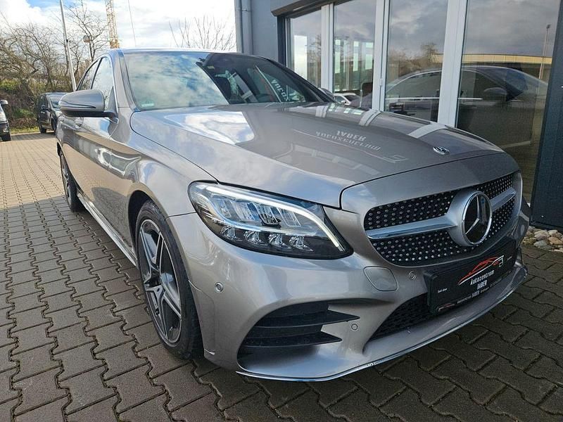 Gebraucht Mercedes C300 AMG line 258 PS (189 kW) 2019 Silber Limousine