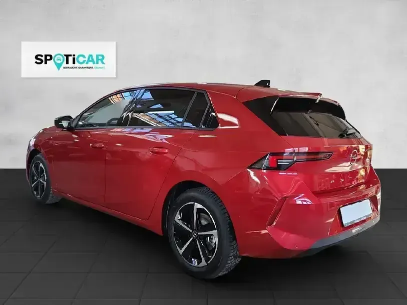Gebraucht Opel Astra Edition 110 PS (80 kW) 2025 Kardio rot Limousine