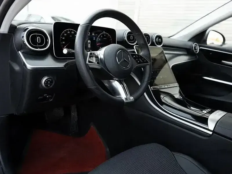 Gebraucht Mercedes C200 Avantgarde 2024 Grau