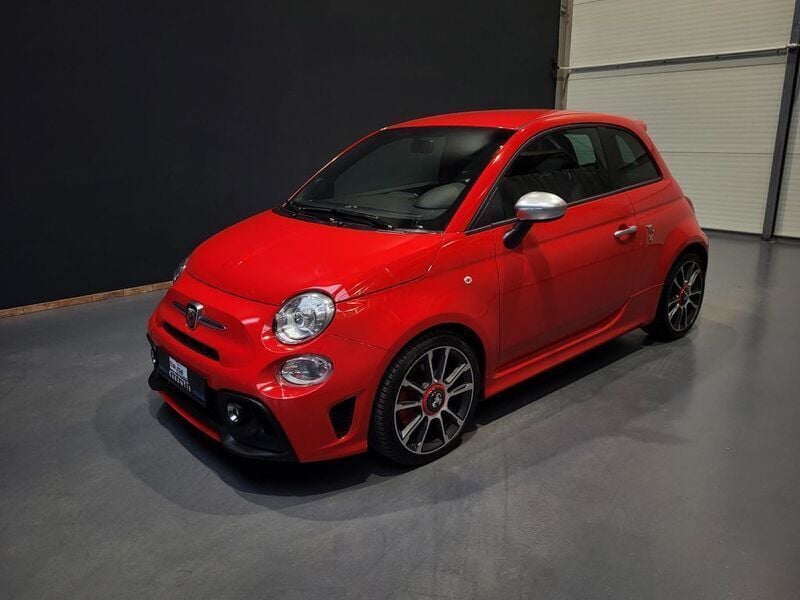 Rot Gebraucht 2017 Abarth 595 Turismo Kleinwagen | 17.850 € (Guter Preis) - Bild 1/4