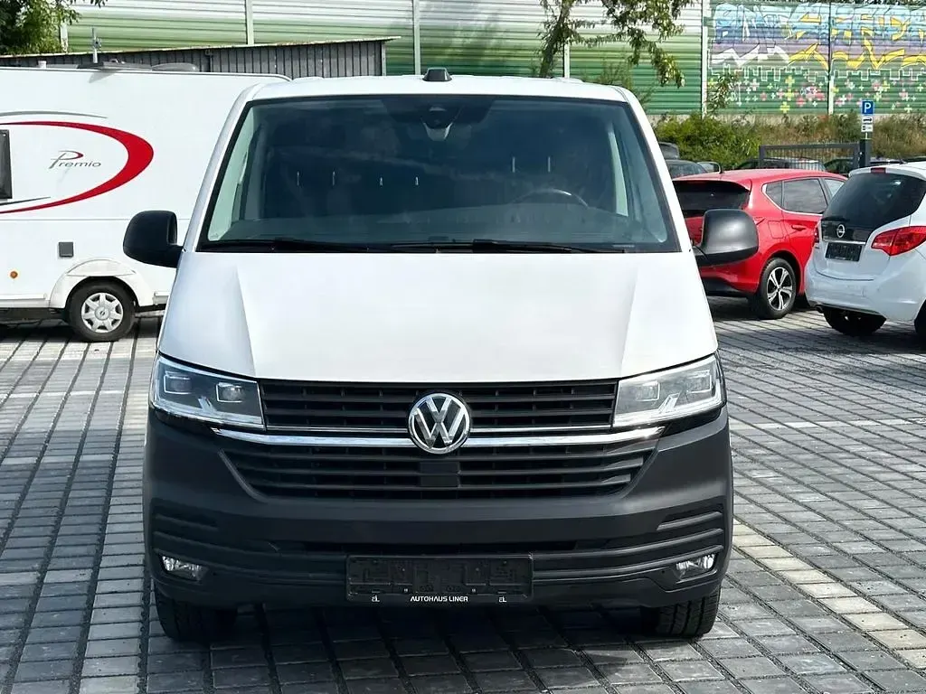 Gebraucht VW Transporter 150 PS (110 kW) 2022 Candyweiss Van