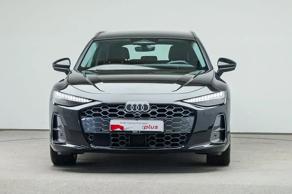 Gebraucht Audi A6 Ambiente 204 PS (150 kW) 2025 Mythosschwarz metallic Kombi