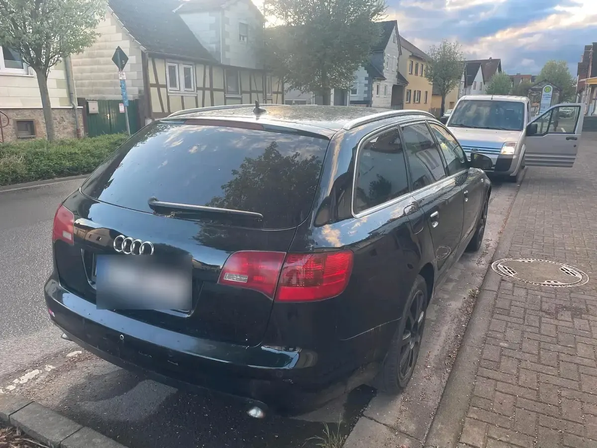 Gebraucht Audi A6 179 PS (131 kW) 2007 Schwarz Kombi