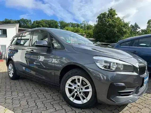 Gebraucht BMW 216 Gran Tourer Advantage 116 PS (85 kW) 2019 Mineralgrau metallic Van / Kleinbus