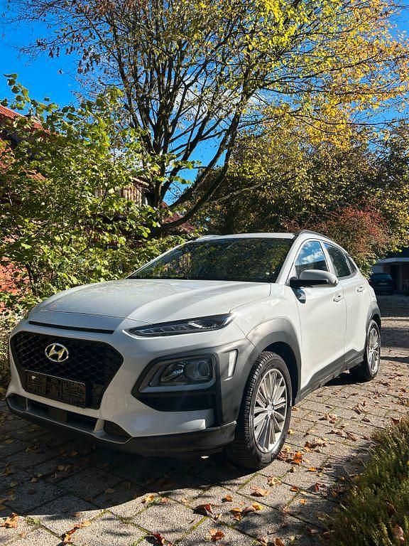 Weiß Gebraucht 2018 Hyundai Kona Trend SUV | 9.500 € (Guter Preis) - Bild 1/4