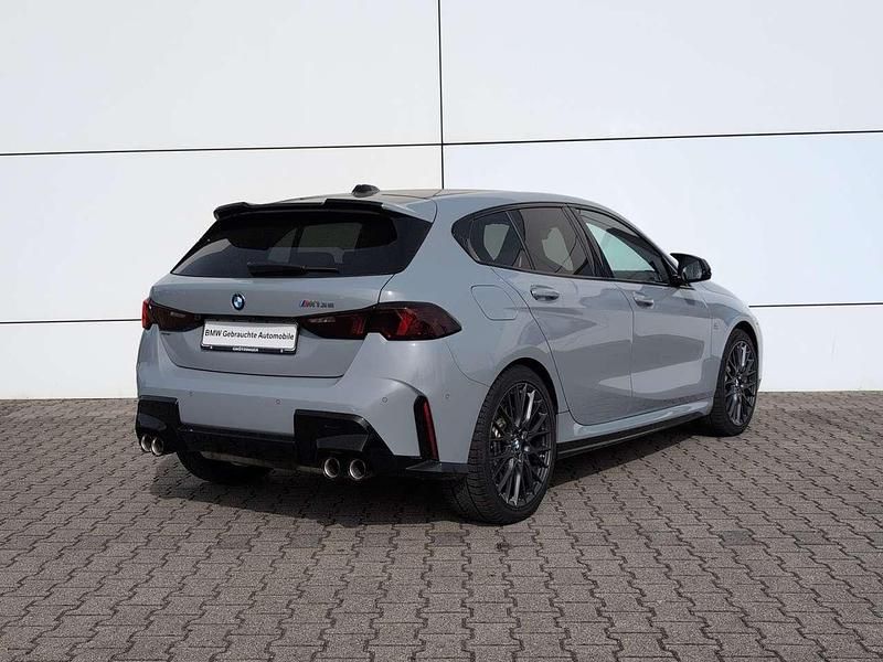 Gebraucht BMW 135 300 PS (220 kW) 2025 M brooklyn grau metallic Kleinwagen