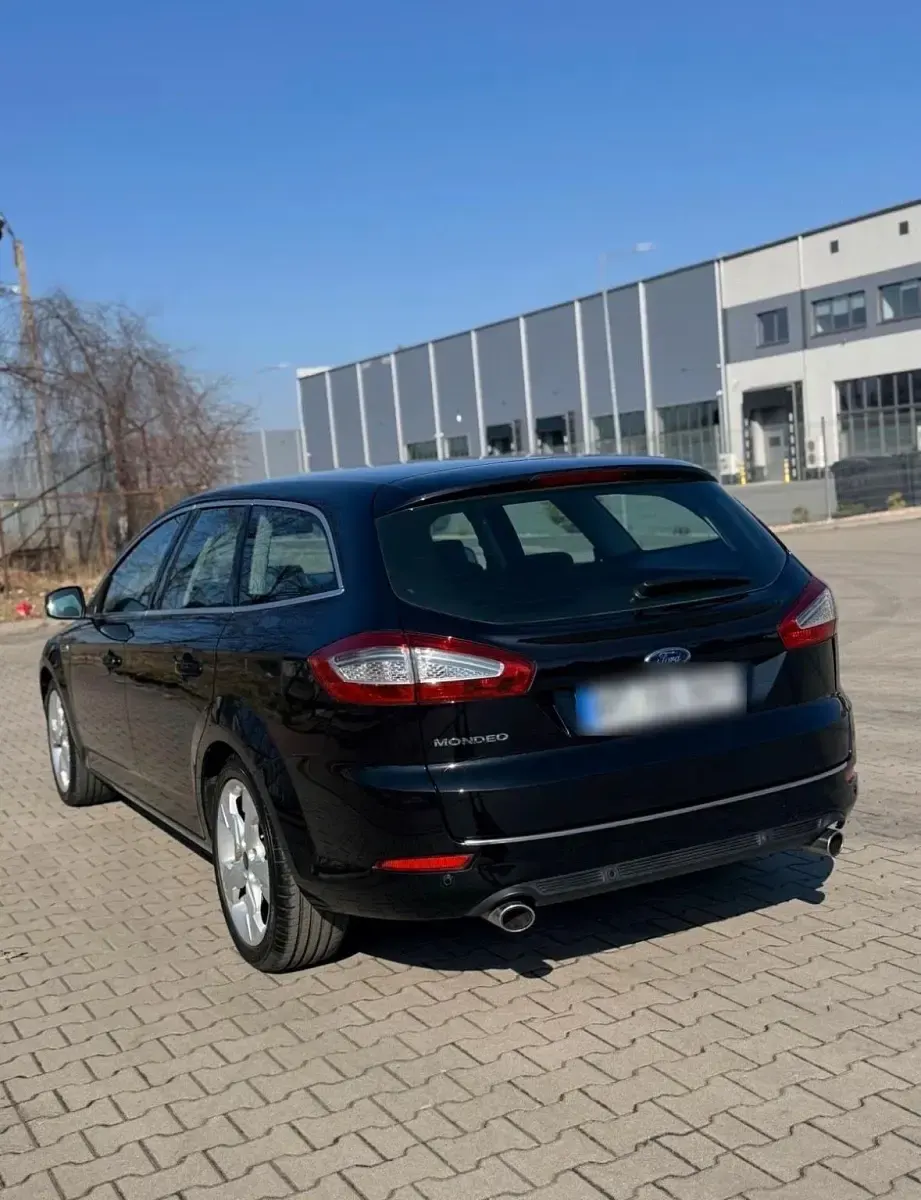 Gebraucht Ford Mondeo Titanium 200 PS (147 kW) 2014 Schwarz Kombi