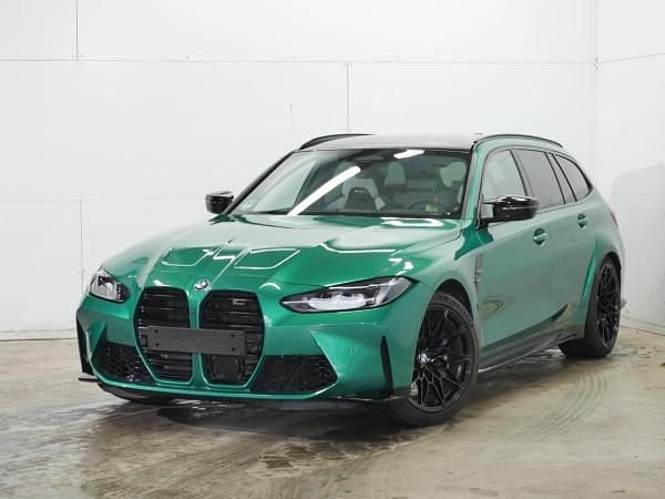 Grün (0c4g isle of man grün metallic) Gebraucht 2024 BMW M3 Shadowline Kombi | 78.771 € (Superpreis) - Bild 1/4