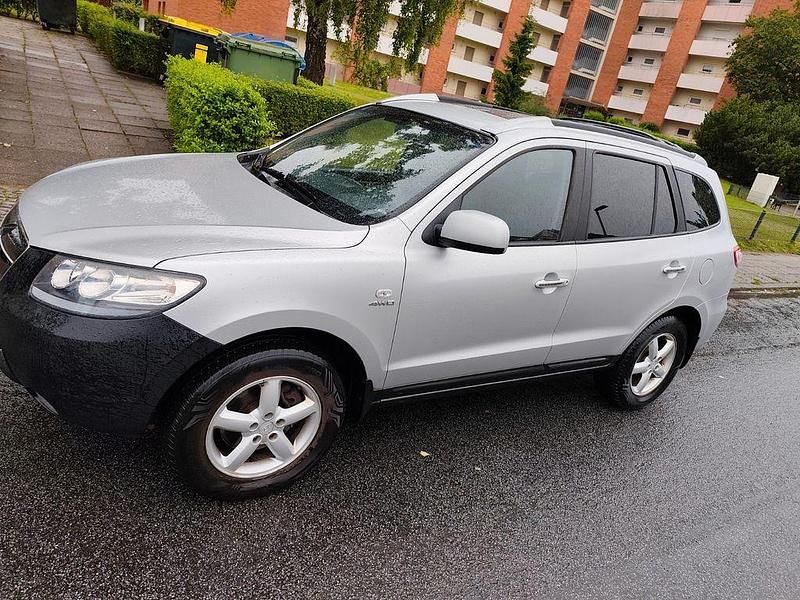 Grau Gebraucht 2006 Hyundai Santa Fe GLS SUV | 2.500 € (Superpreis) - Bild 1/4
