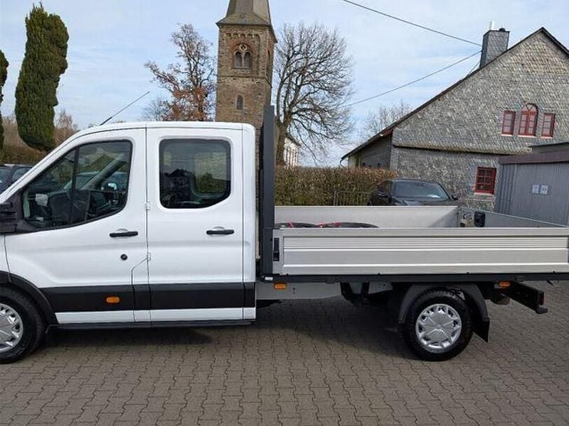 Gebraucht Ford Transit Trend 131 PS (96 kW) 2021 Andere Van
