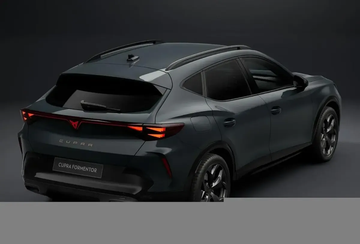 Neu Cupra Formentor 150 PS (110 kW) 2026 Fiord blau SUV