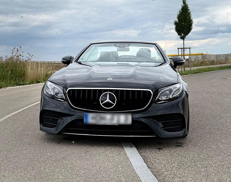 Gebraucht Mercedes E300 245 PS (180 kW) 2018 Schwarz Cabrio