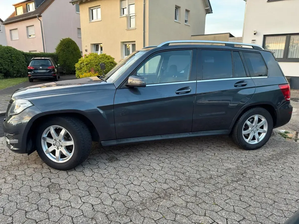 Gebraucht Mercedes GLK220 170 PS (125 kW) 2015 Grau SUV
