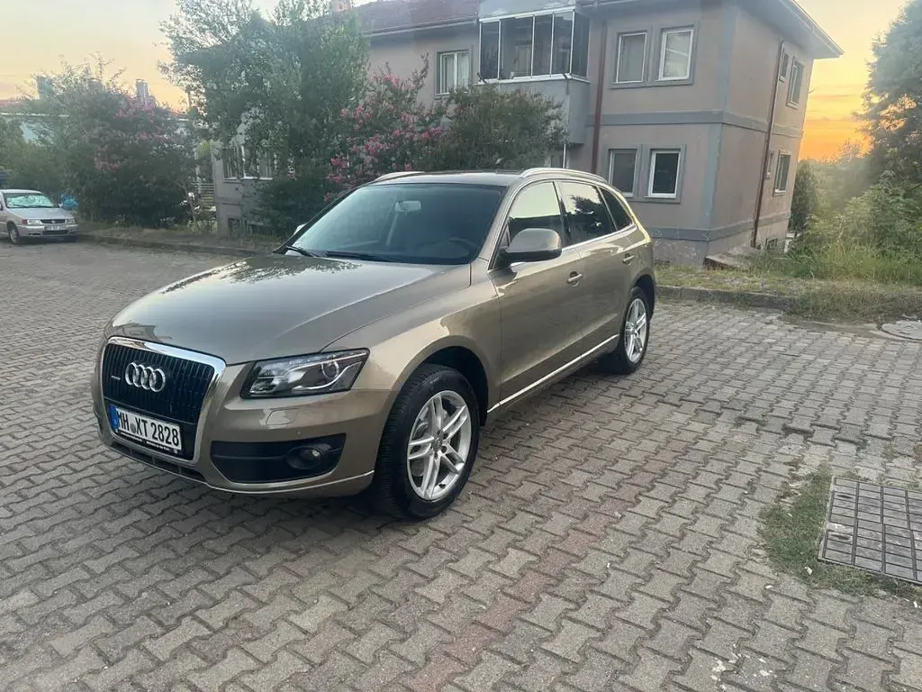Gebraucht Audi Q5 Performance 239 PS (175 kW) 2009 Beige SUV