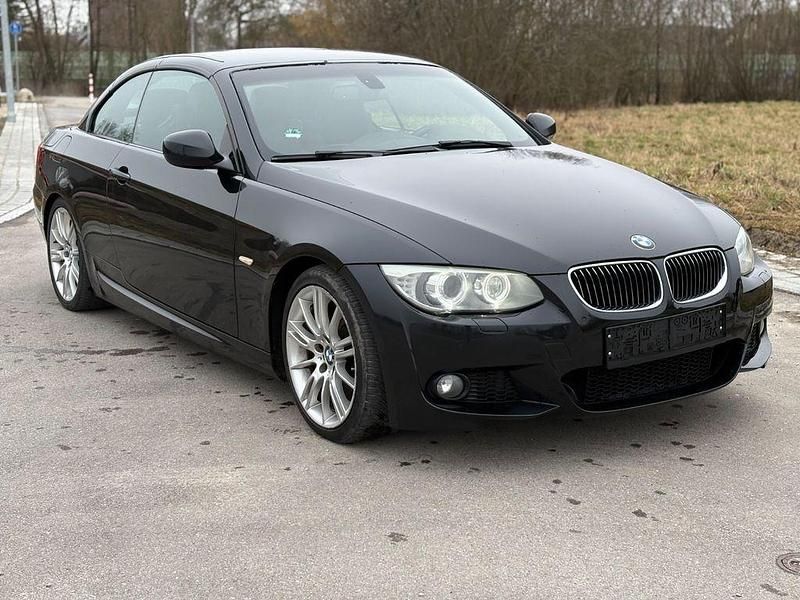 Gebraucht BMW 330 Cabriolet M Sport 272 PS (200 kW) 2011 Schwarz Cabrio