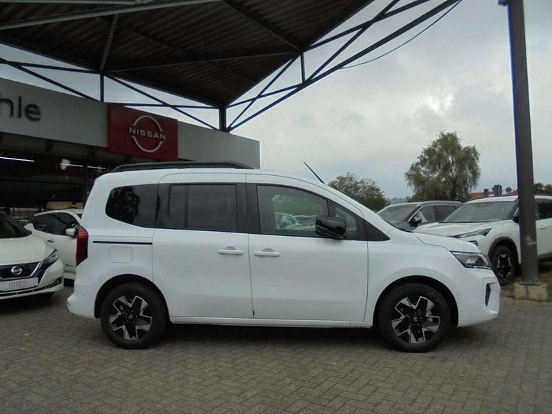 Neu Nissan Townstar 360º 131 PS (96 kW) 2025 Mineralweiß Van
