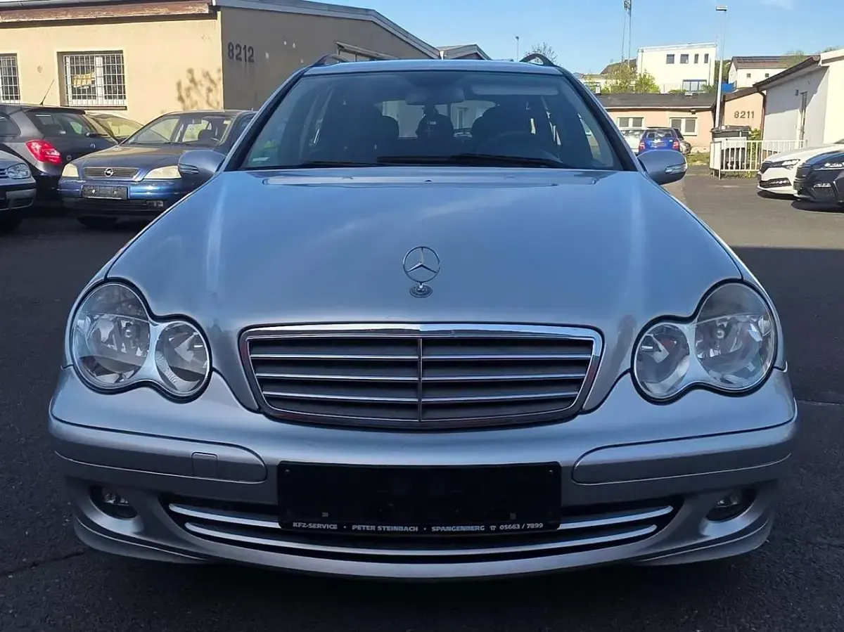 Gebraucht Mercedes C200 122 PS (89 kW) 2006 Silber Kombi