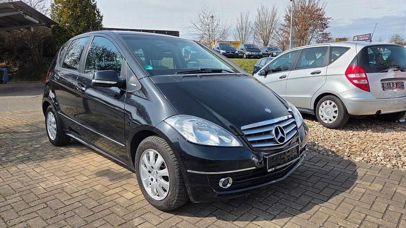 Gebraucht Mercedes A150 95 PS (69 kW) 2009 Schwarz Limousine