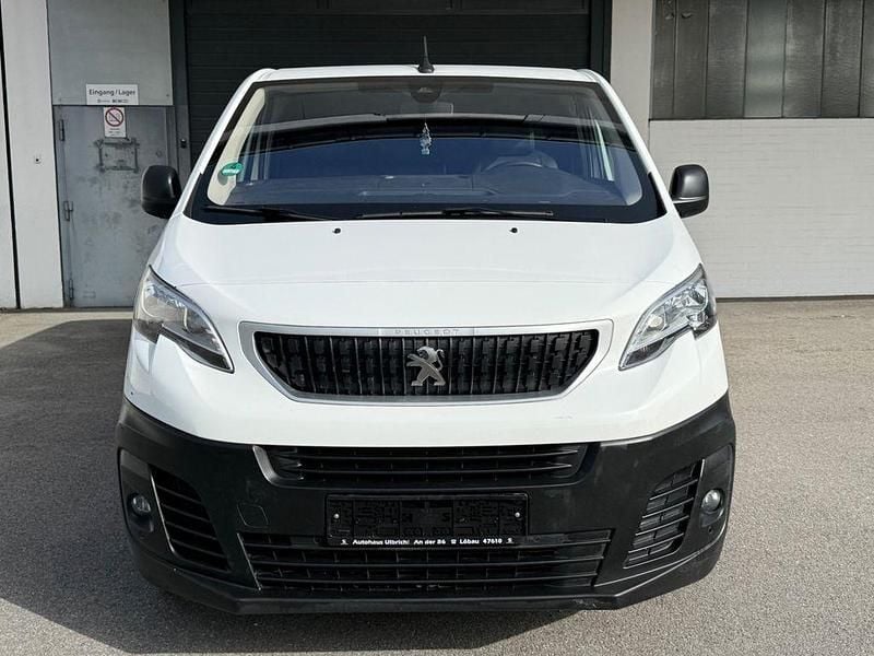Gebraucht Peugeot Expert 122 PS (89 kW) 2021 Weiß Van