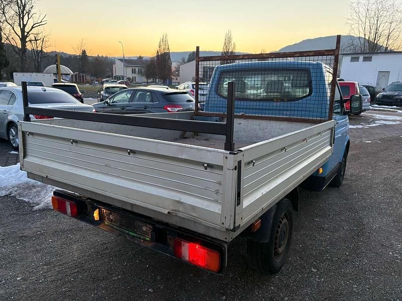 Gebraucht VW Transporter 86 PS (63 kW) 2005 Dänischblau Van