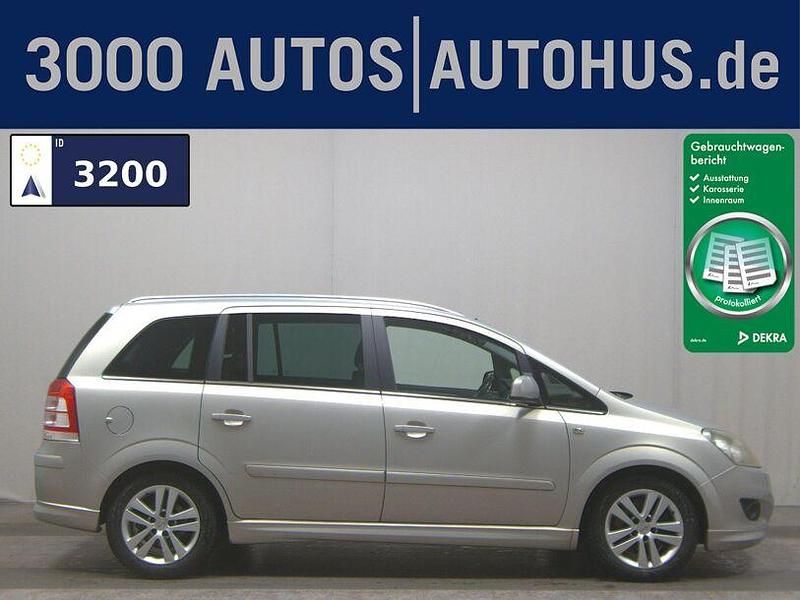 Pannacotta Gebraucht 2010 Opel Zafira Sport Van / Kleinbus | 2.790 € (Guter Preis) - Bild 1/4