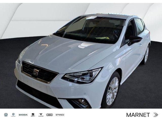Weiß Gebraucht 2024 Seat Ibiza FR-Line Limousine | 21.430 € (Fairer Preis) - Bild 1/2