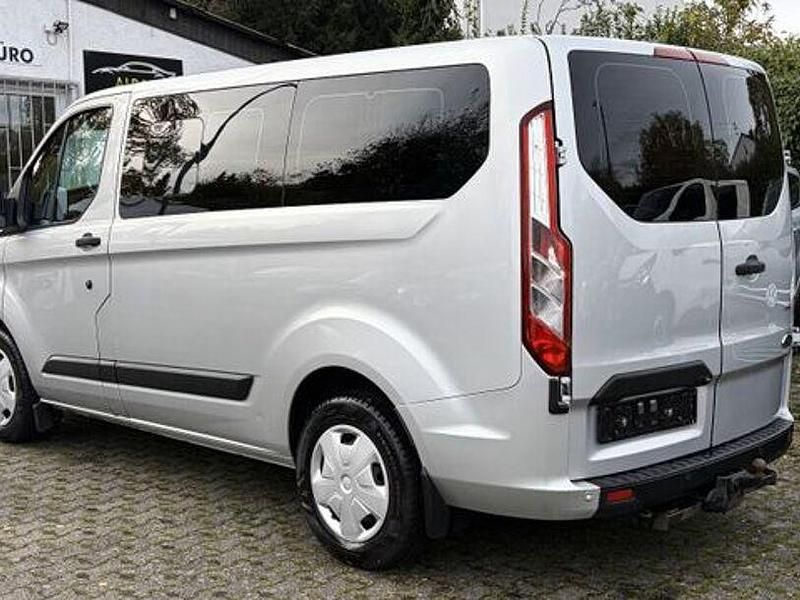 Gebraucht Ford Tourneo Custom 170 PS (125 kW) 2018 Silber Van