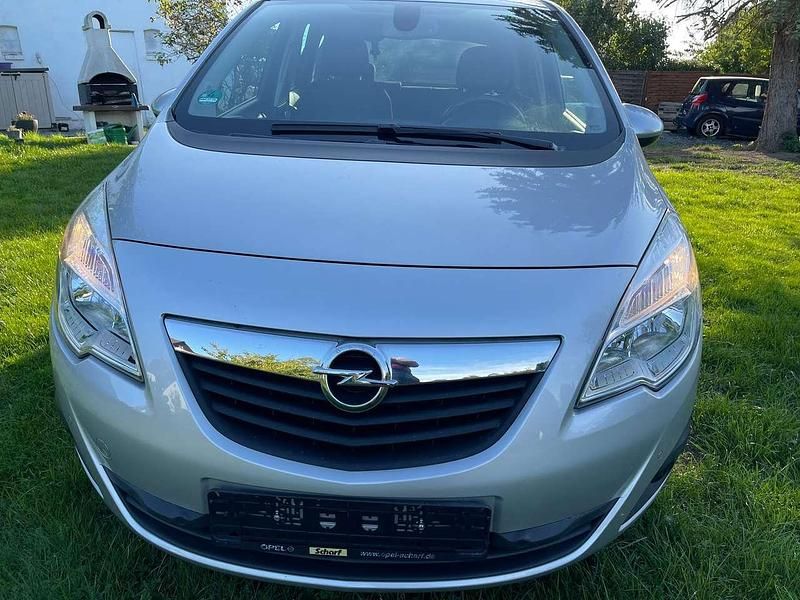 Gebraucht Opel Meriva Active 120 PS (88 kW) 2013 Grau Van / Kleinbus