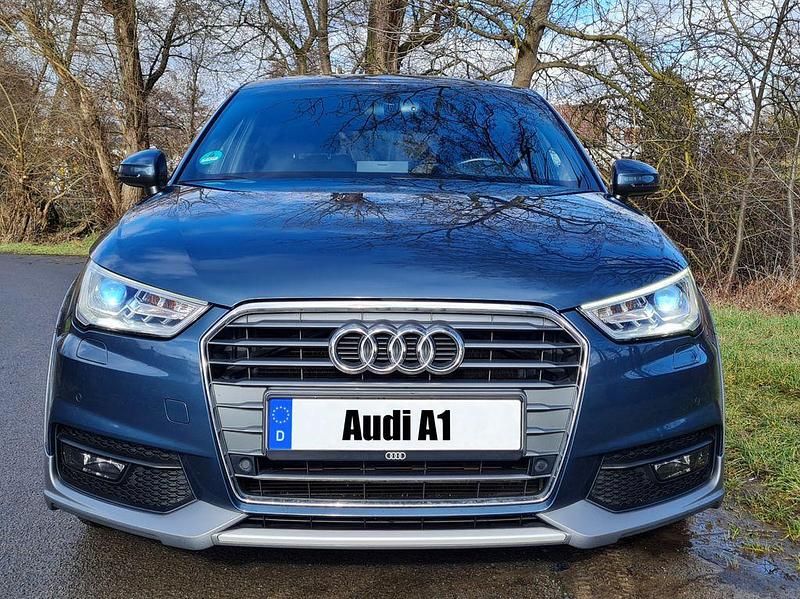 Gebraucht Audi A1 Sportback Ambiente 150 PS (110 kW) 2017 Blau Kleinwagen