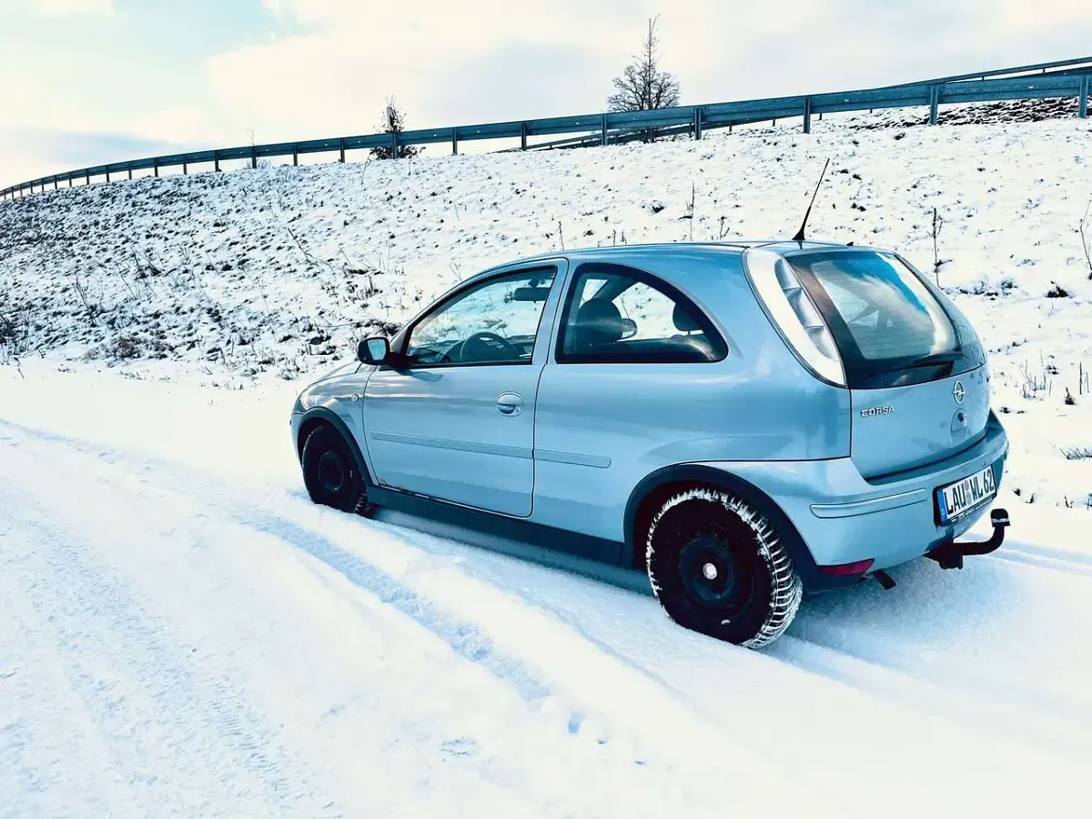 Używany Opel Corsa 80 KM (58 kW) 2006 Sedan/Limuzyna