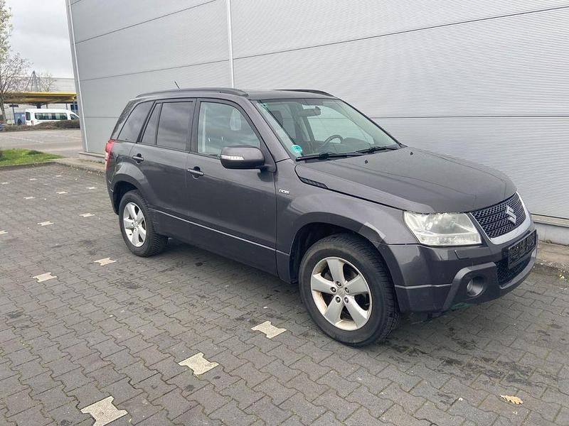 Gebraucht Suzuki Grand Vitara 129 PS (94 kW) 2012 Braun SUV
