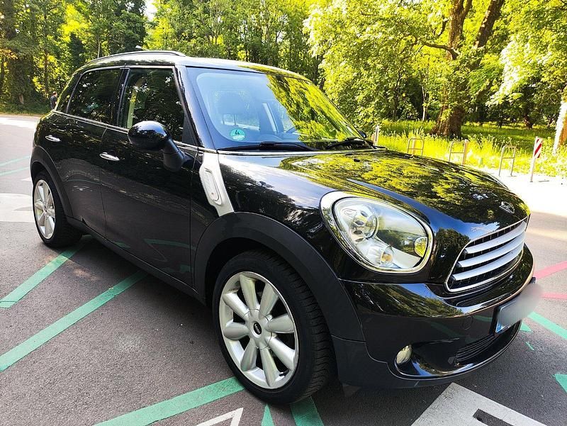 Schwarz Gebraucht 2010 Mini Cooper Countryman SUV | 6.300 € (Fairer Preis) - Bild 1/4