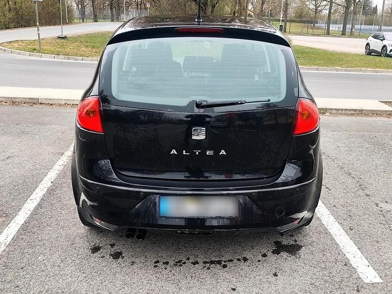 Gebraucht Seat Altea 125 PS (91 kW) 2010 Schwarz Van / Kleinbus