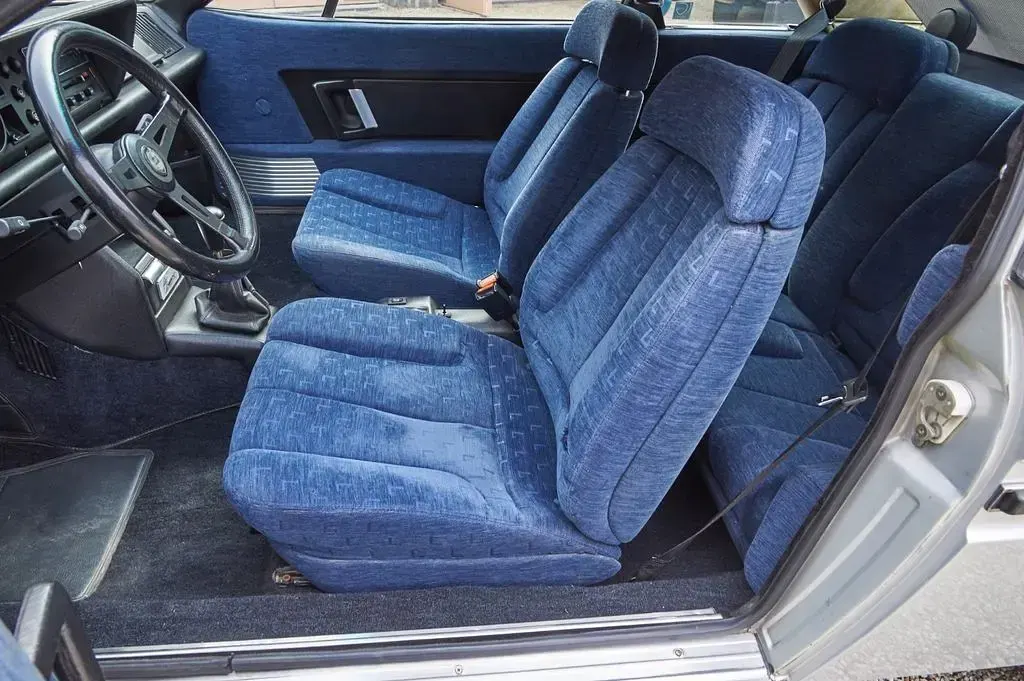 Gebraucht Lancia Gamma 140 PS (102 kW) 1982 Silber Limousine