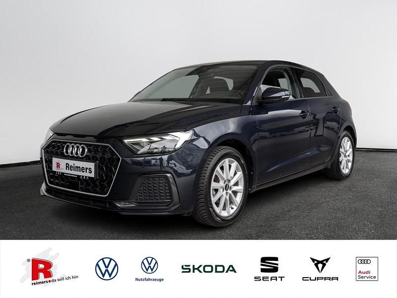 Blau Gebraucht 2021 Audi A1 Sportback Advanced Plus Kleinwagen | 19.980 € (Fairer Preis) - Bild 1/4